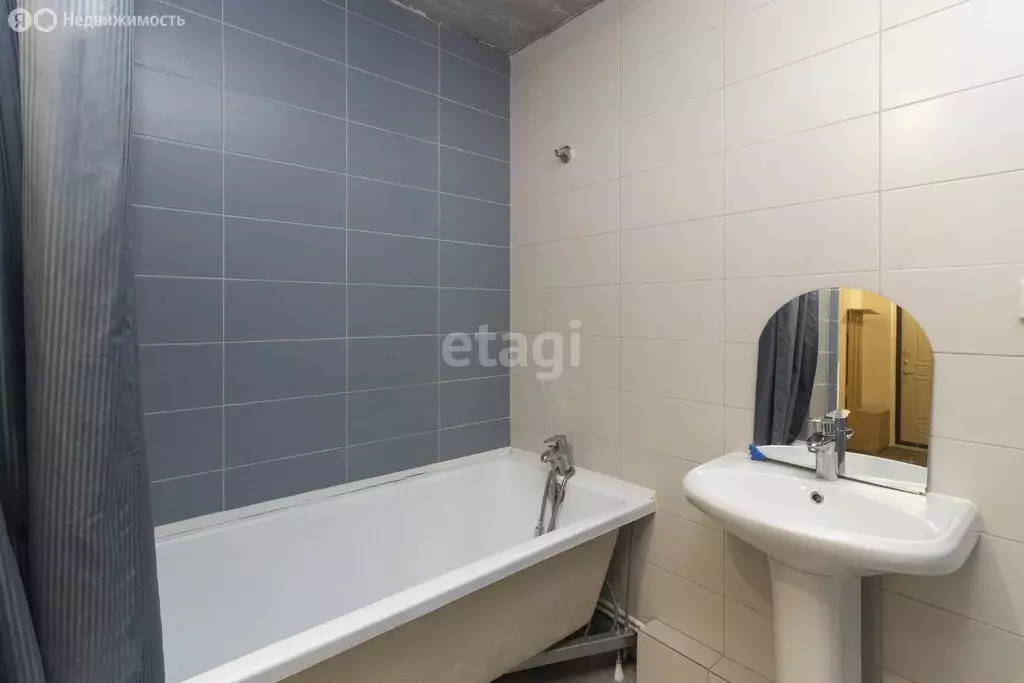 Квартира-студия: Тюмень, улица Константина Посьета, 7 (28.5 м) - Фото 1