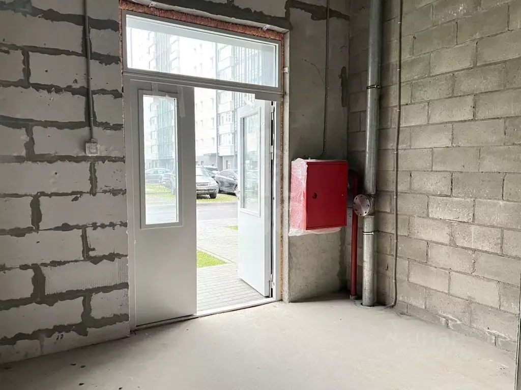 Помещение свободного назначения в Санкт-Петербург пос. Шушары, просп. ... - Фото 1