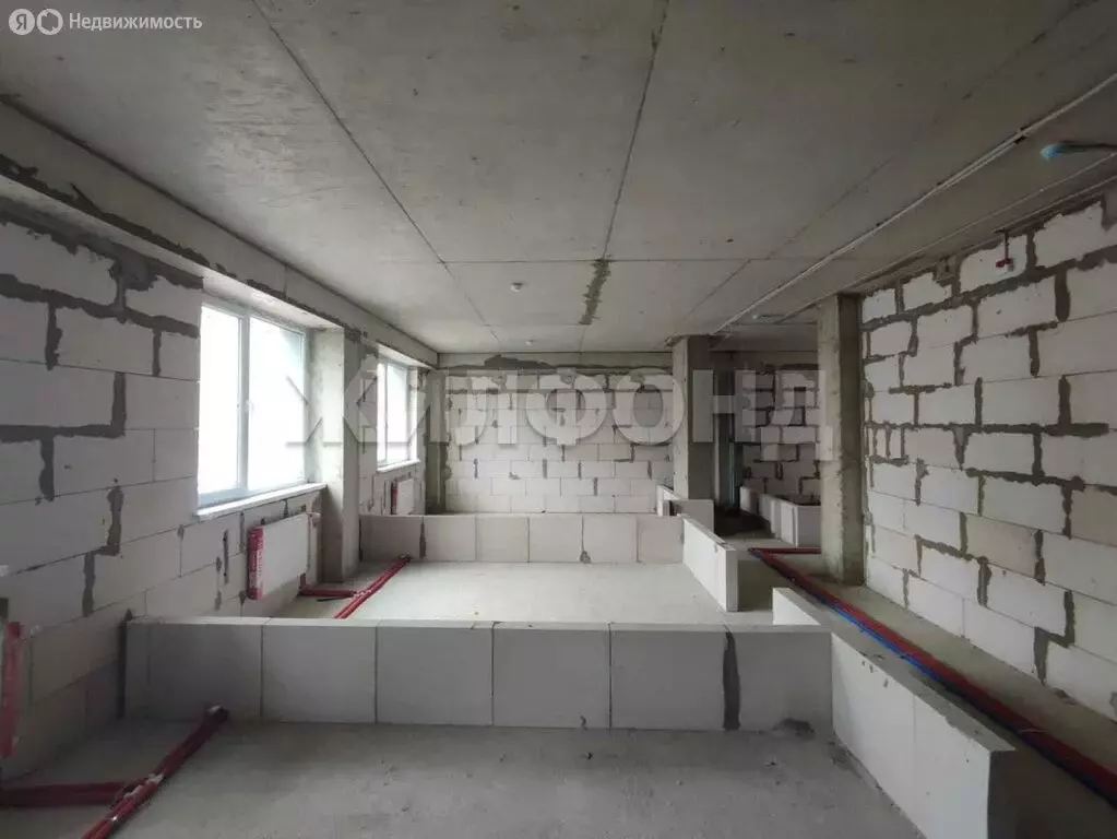 3-комнатная квартира: Севастополь, улица Токарева, 18 (79.6 м) - Фото 1