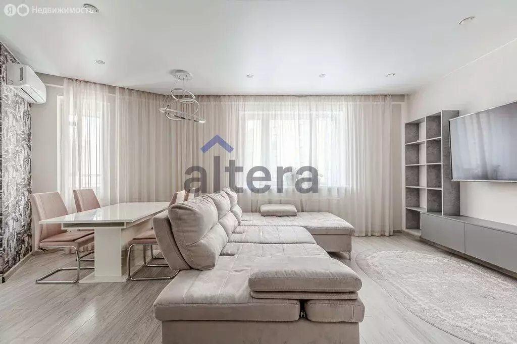 3-комнатная квартира: Казань, проспект Победы, 139к2 (101 м) - Фото 1