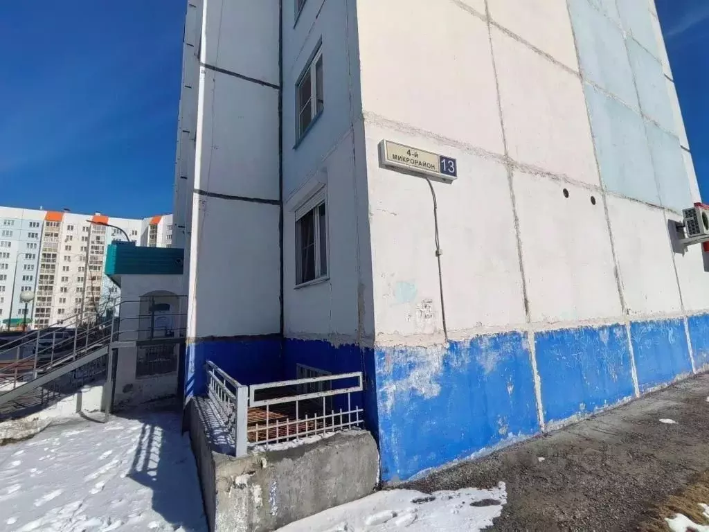 Помещение свободного назначения в Ханты-Мансийский АО, Нягань 4-й мкр, ... - Фото 0