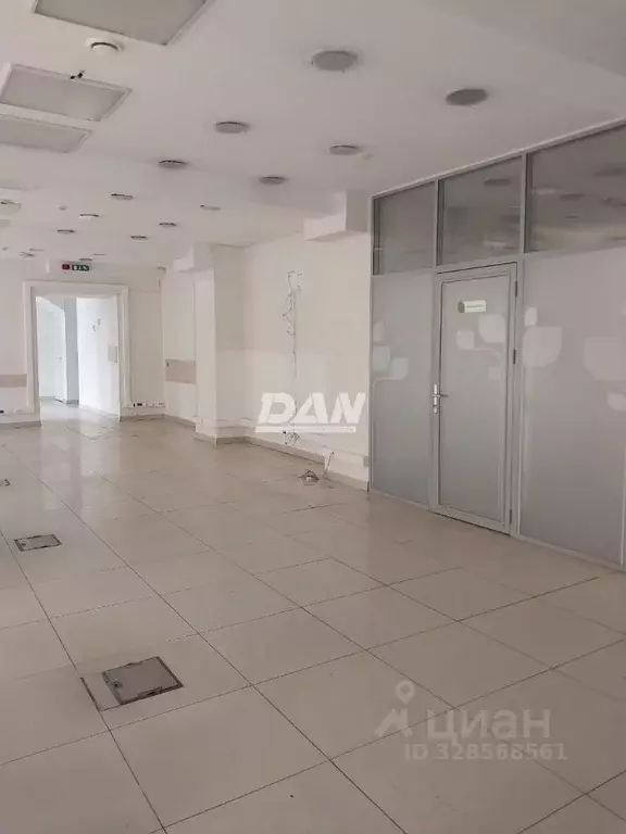 Помещение свободного назначения в Челябинская область, Челябинск ул. ... - Фото 1