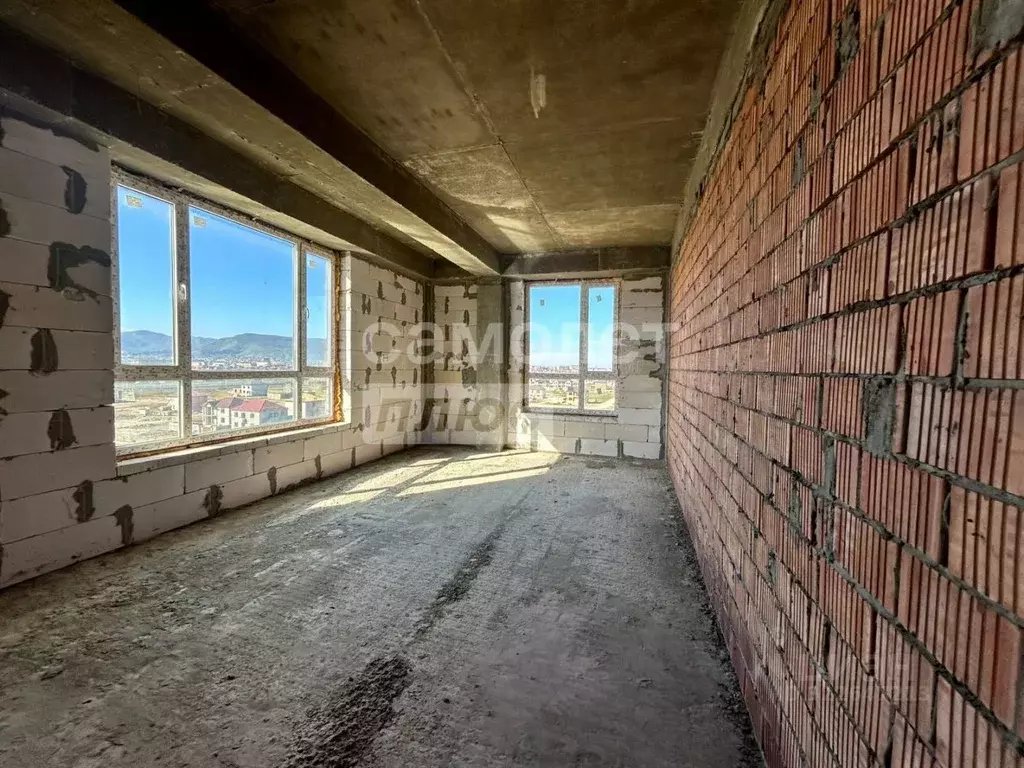 2-к кв. Дагестан, Каспийск ул. Крымская, 57 (77.8 м) - Фото 1