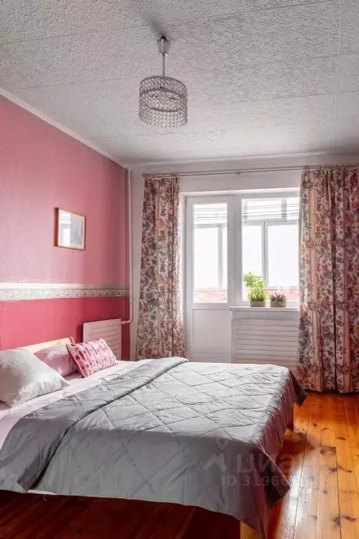 3-к кв. Приморский край, Владивосток ул. Нейбута, 47 (70.0 м) - Фото 1