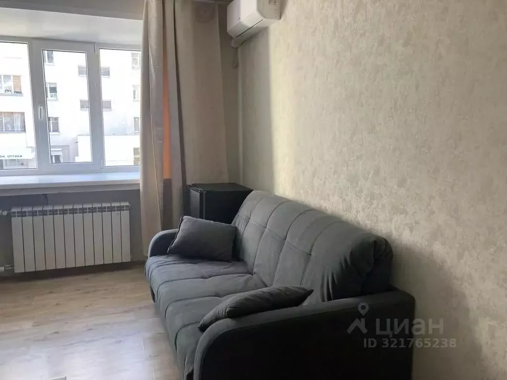1-к кв. Татарстан, Казань ул. Амирхана Еники, 3 (16.0 м) - Фото 0