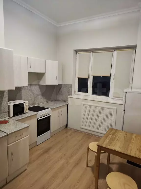1-к. квартира, 42 м, 5/10 эт. - Фото 0