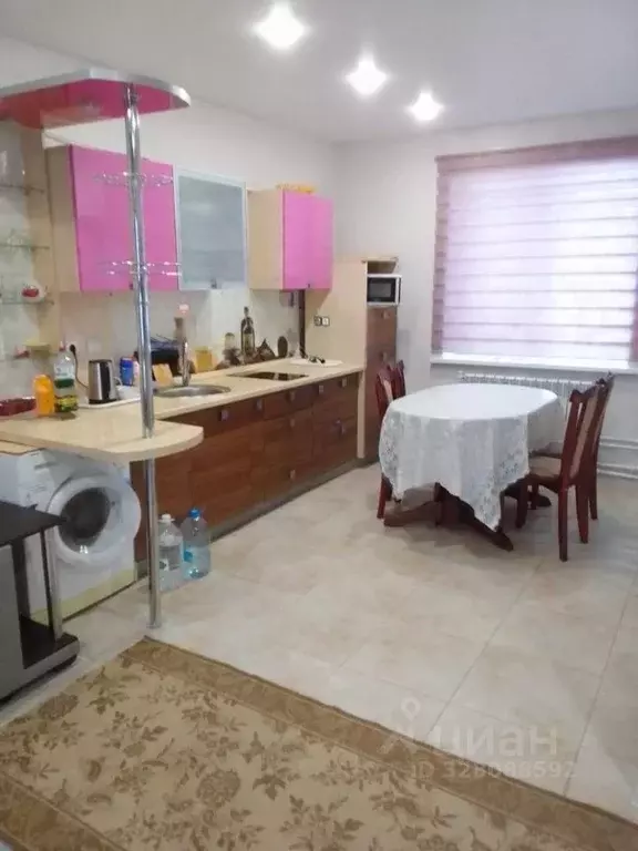 Дом в Татарстан, Казань ул. Шарифа Камала, 7 (250 м) - Фото 1