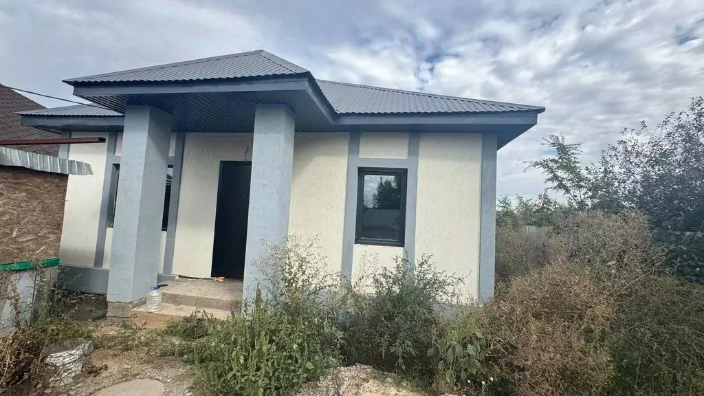 Дом в Оренбургская область, Оренбургский район, Весенний сельсовет, ... - Фото 1