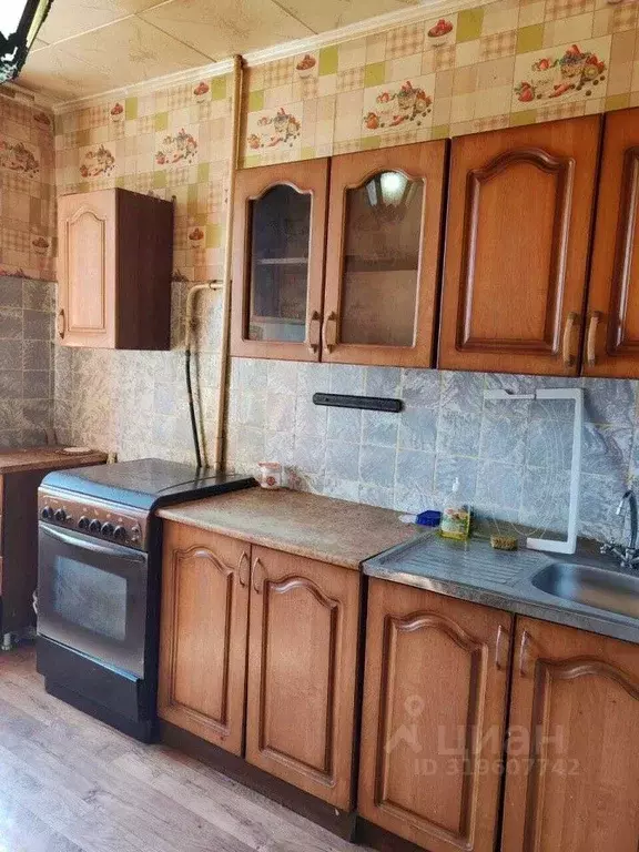 2-к кв. Орловская область, Мценск ул. Кузьмина, 6 (54.6 м) - Фото 0