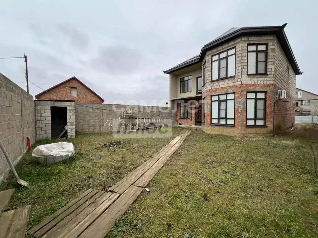 Дом в Дагестан, Махачкала городской округ, Семендер пгт ул. Морская, ... - Фото 1