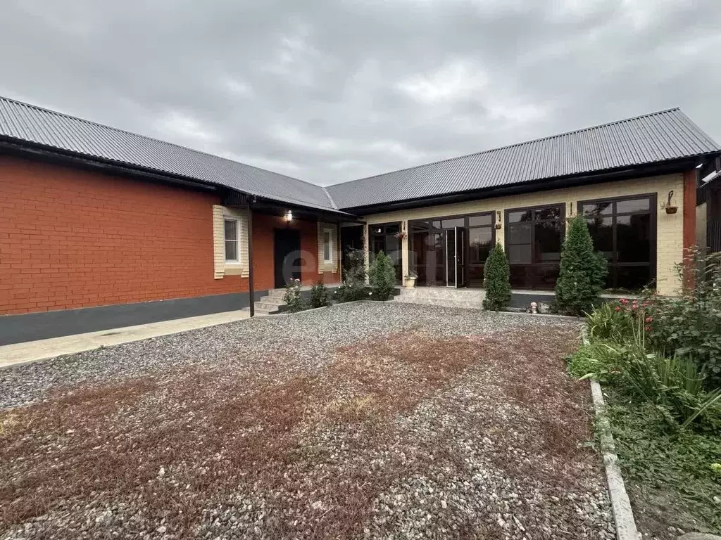 Дом в Ингушетия, Сунженский район, Троицкая ст-ца ул. Марзиева (42 м) - Фото 1