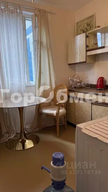 3-к кв. Москва Осенний бул., 18К2 (73.4 м) - Фото 2