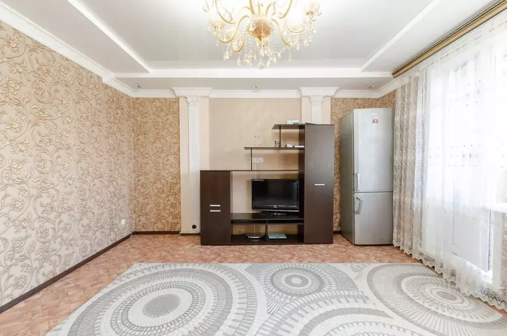 3-к кв. Новосибирская область, Новосибирск ул. Есенина, 8/5 (68.1 м) - Фото 1