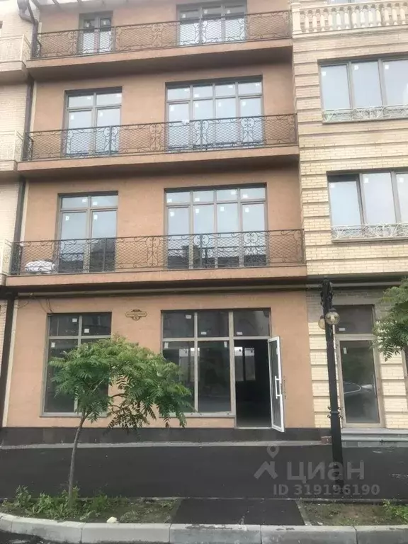 Помещение свободного назначения в Северная Осетия, Владикавказ бул. ... - Фото 0