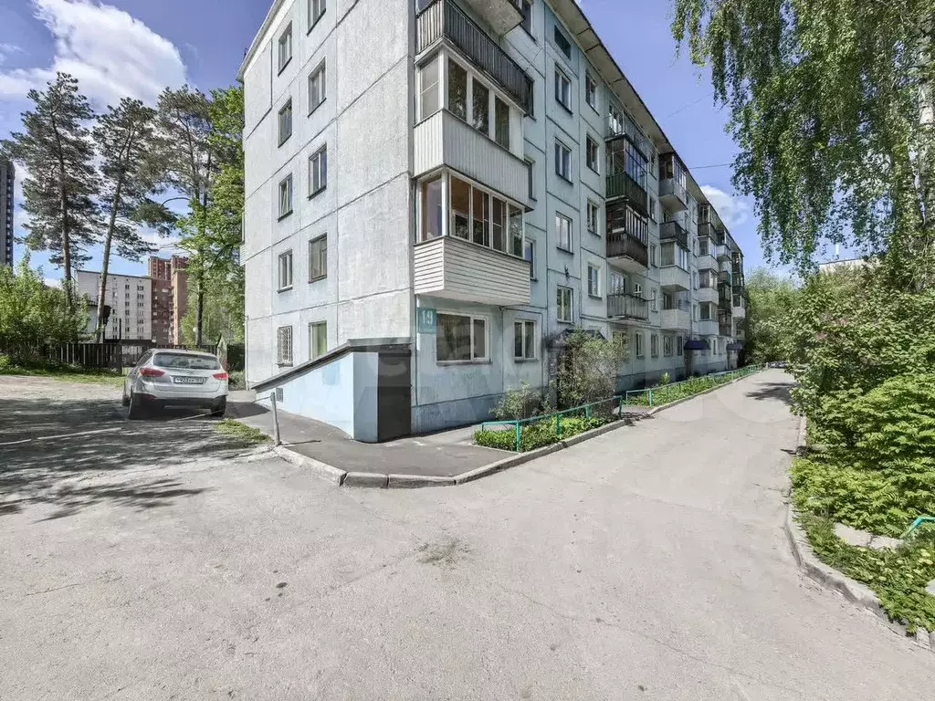 Комната 10 м в 1-к., 1/5 эт. - Фото 0