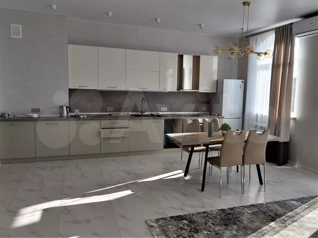 2-к. квартира, 65 м, 3/3 эт. - Фото 1