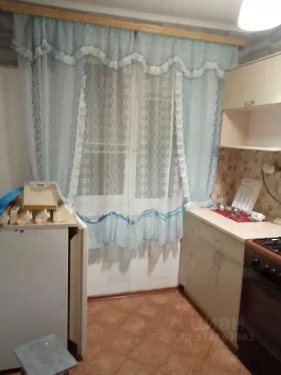 2-к кв. Белгородская область, Старый Оскол Рудничный мкр, 9 (44.0 м) - Фото 0