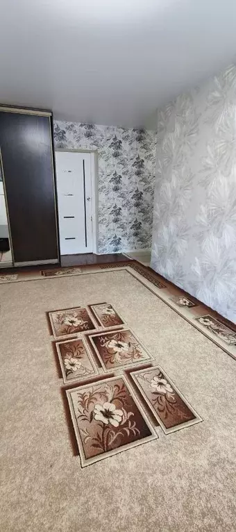 3-к кв. Свердловская область, Среднеуральск ул. Кирова, 24 (57.5 м) - Фото 1