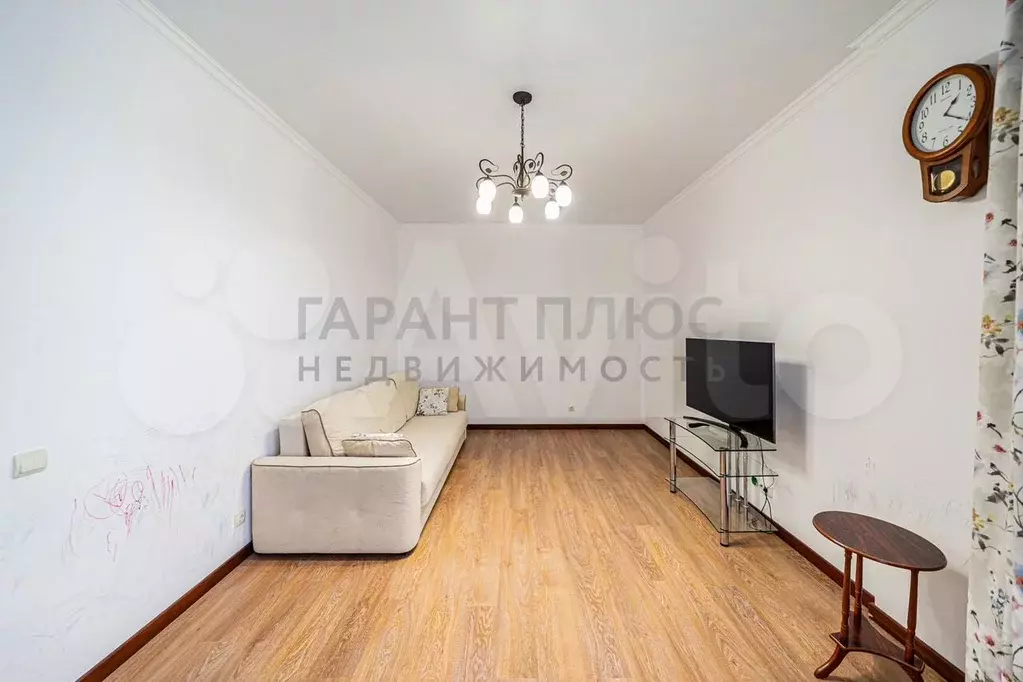 1-к. квартира, 50 м, 9/10 эт. - Фото 0