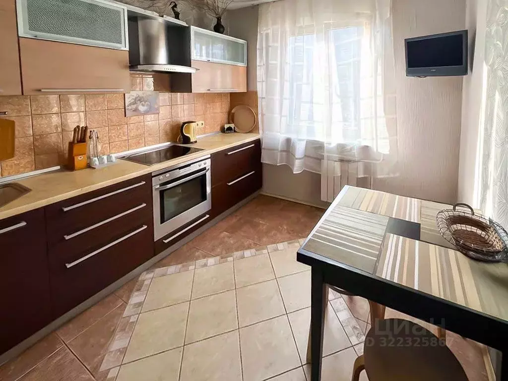 2-к кв. Краснодарский край, Краснодар Юбилейный мкр, просп. Чекистов, ... - Фото 0