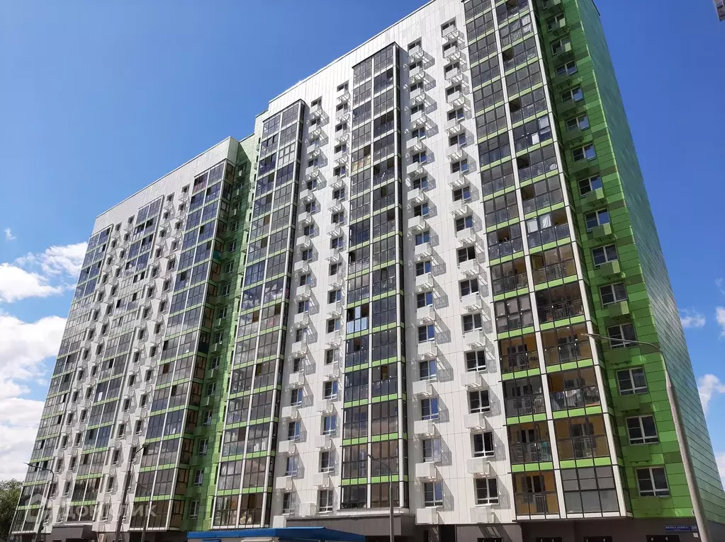 Продаётся 2-к квартира, 56.4 м - Фото 0