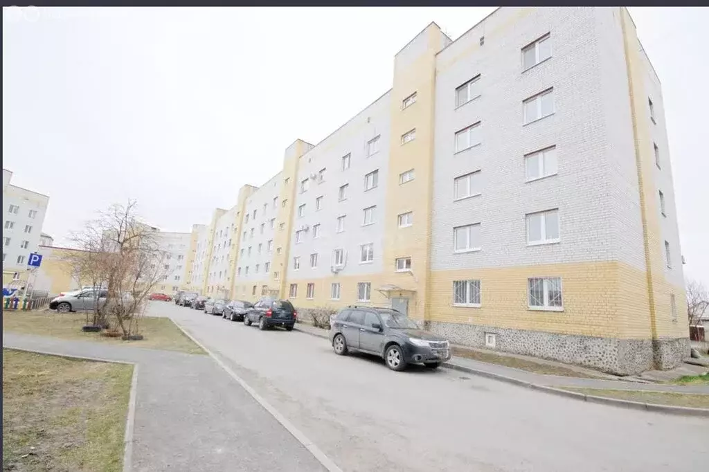 2-комнатная квартира: Заводоуковск, Заводская улица, 7Г (56.7 м) - Фото 1