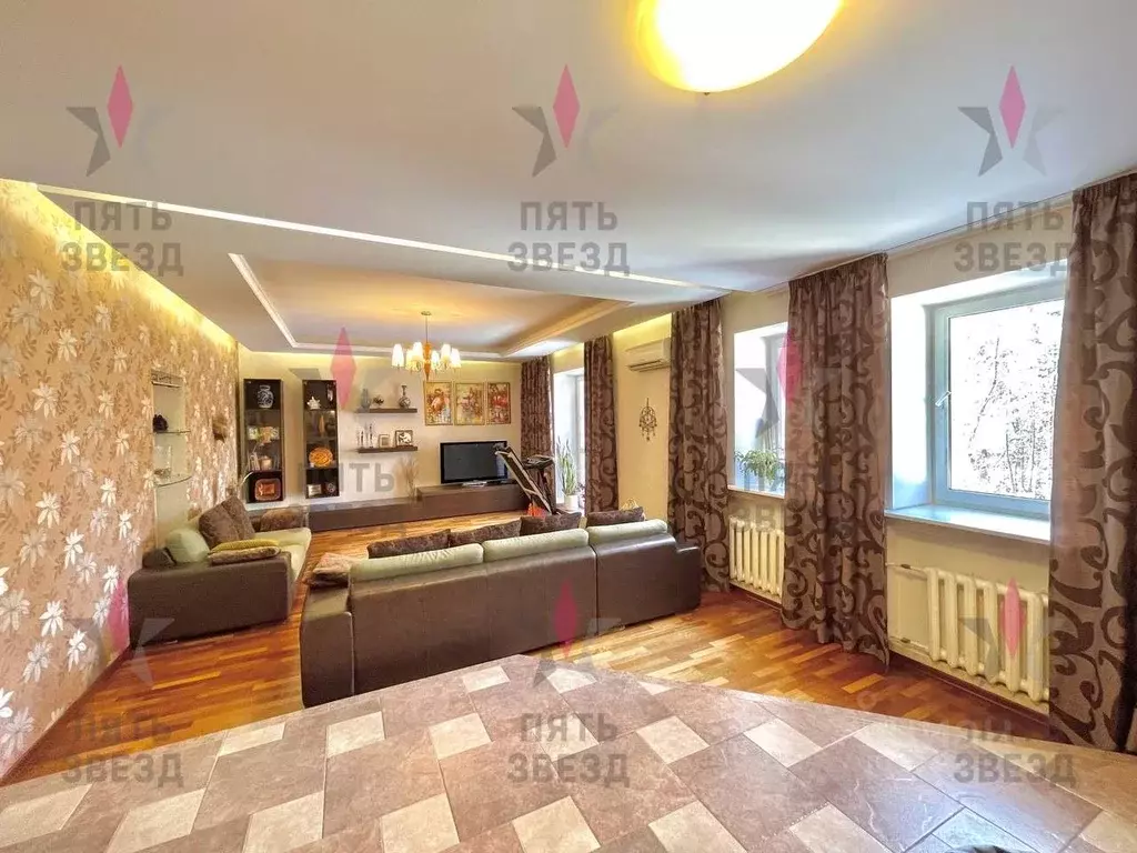 Таунхаус в Самарская область, Самара Градовская ул., 44 (400 м) - Фото 1