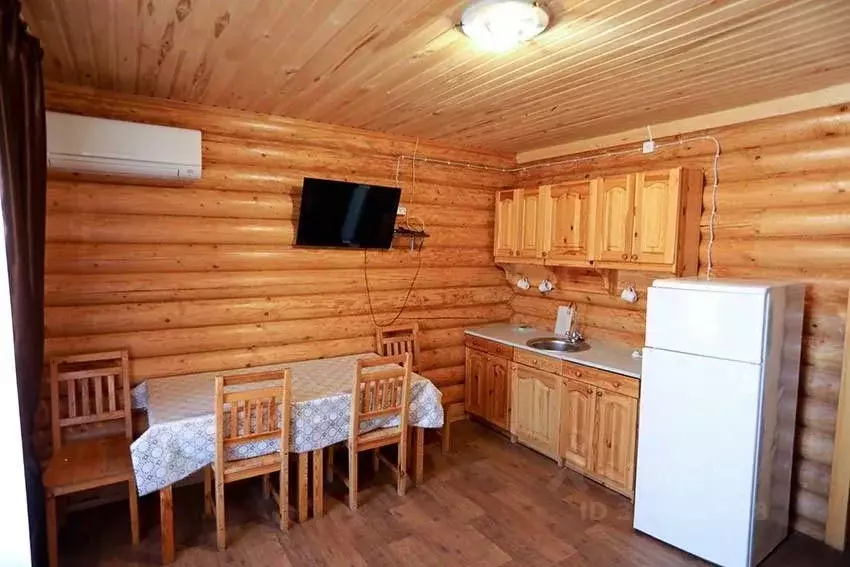 Дом в Астраханская область, Ахтубинский район, с. Сокрутовка  (40 м) - Фото 1