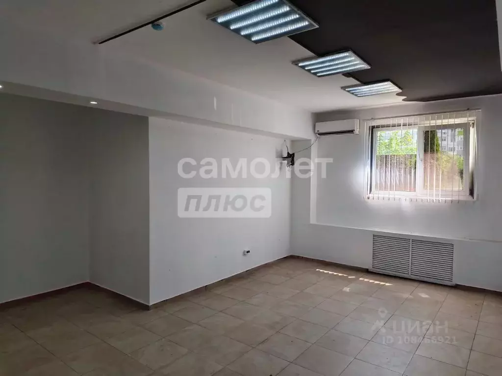 Помещение свободного назначения в Краснодарский край, Краснодар ул. ... - Фото 1