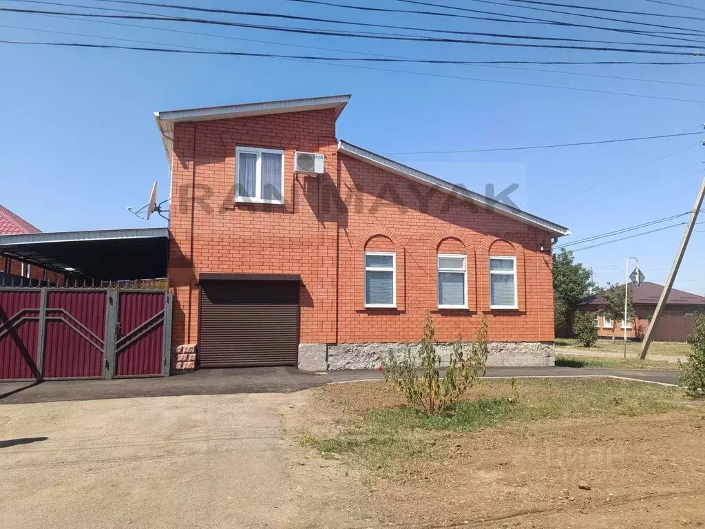 Дом в Адыгея, Майкоп Восточная ул., 177 (150 м) - Фото 0