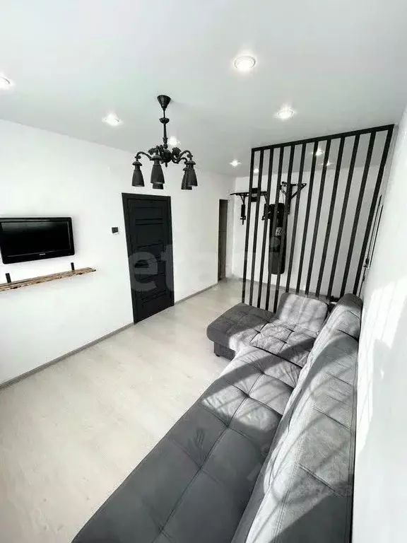 2-к кв. Пермский край, Пермь ул. Богдана Хмельницкого, 1 (40.1 м) - Фото 2