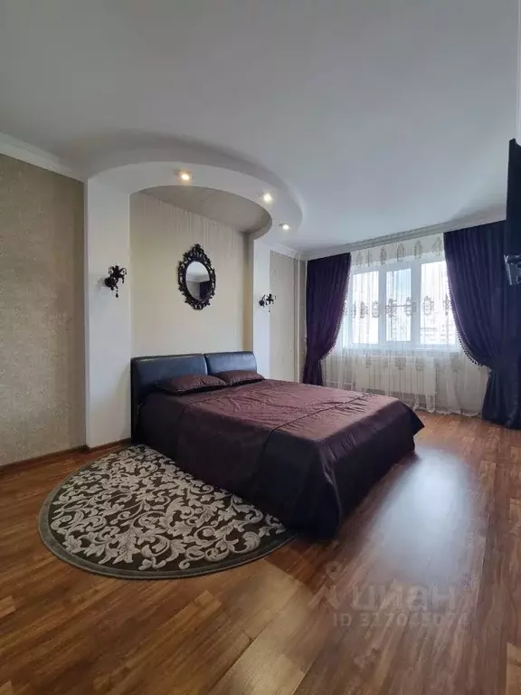2-к кв. Белгородская область, Белгород ул. Есенина, 12 (72.0 м) - Фото 0