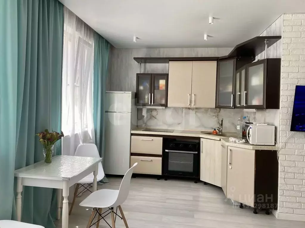 Студия Краснодарский край, Новороссийск Кутузовская ул., 117 (29.3 м) - Фото 1