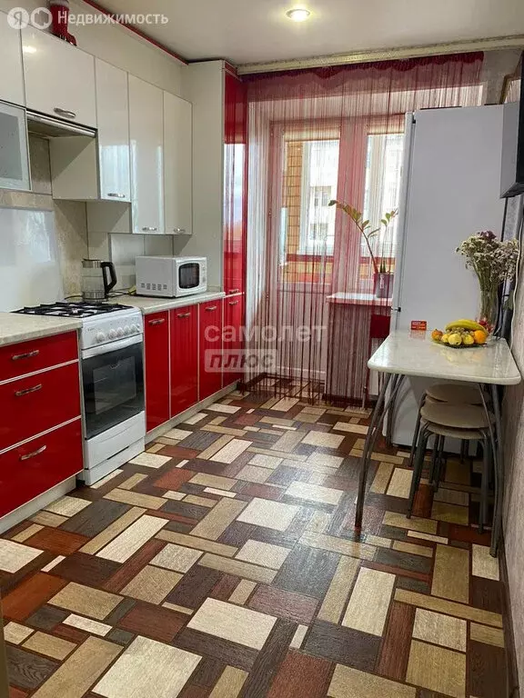 1-комнатная квартира: Медведево, посёлок городского типа Медведево, ... - Фото 1