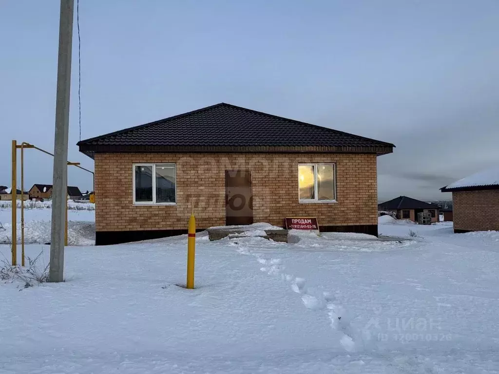 Дом в Оренбургская область, Оренбургский район, пос. Соловьевка ул. ... - Фото 1