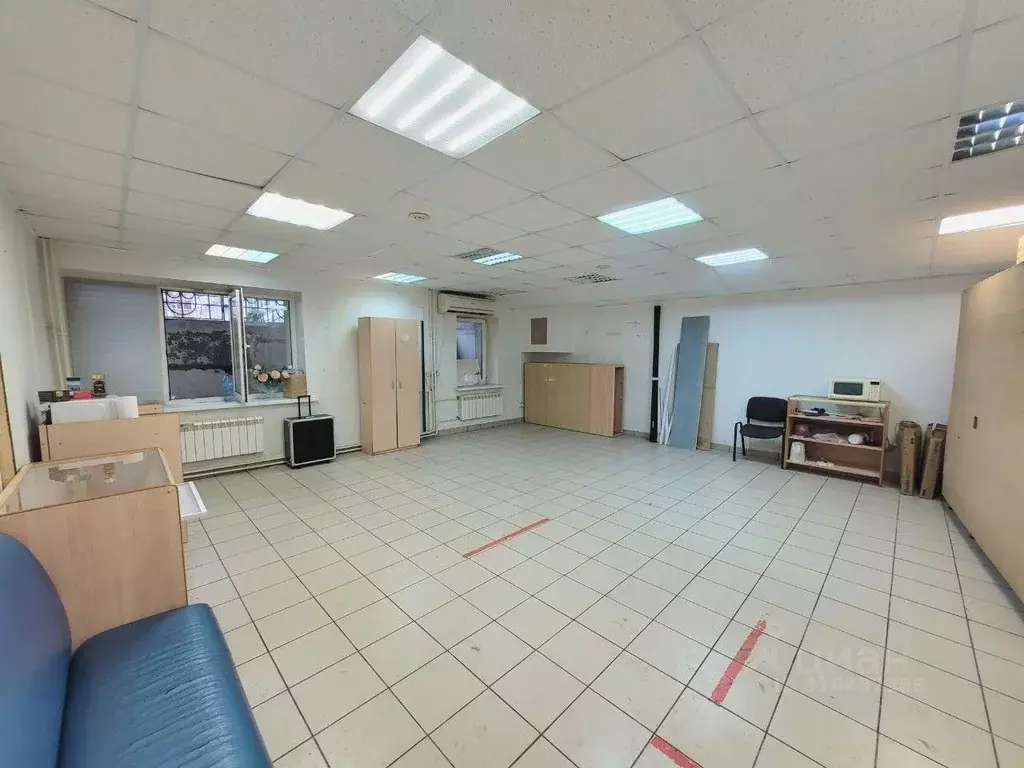 Помещение свободного назначения в Самарская область, Самара просп. ... - Фото 1