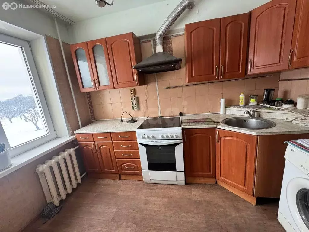 3-комнатная квартира: село Кокино, Советская улица, 8 (63.2 м) - Фото 1