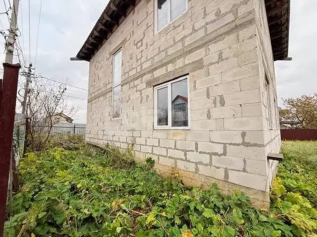 Дом в Калужская область, Жуковский муниципальный округ, Белоусово ... - Фото 2