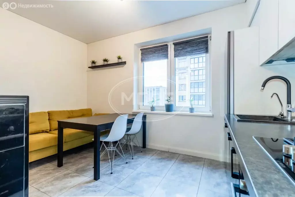 2-комнатная квартира: Калининград, улица Старшины Дадаева, 58 (59.3 м) - Фото 2