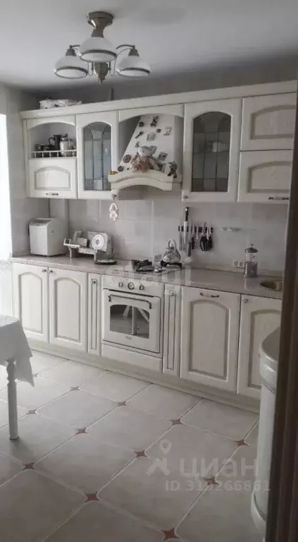 3-к кв. Белгородская область, Белгород Гражданский просп., 33 (73.4 м) - Фото 0