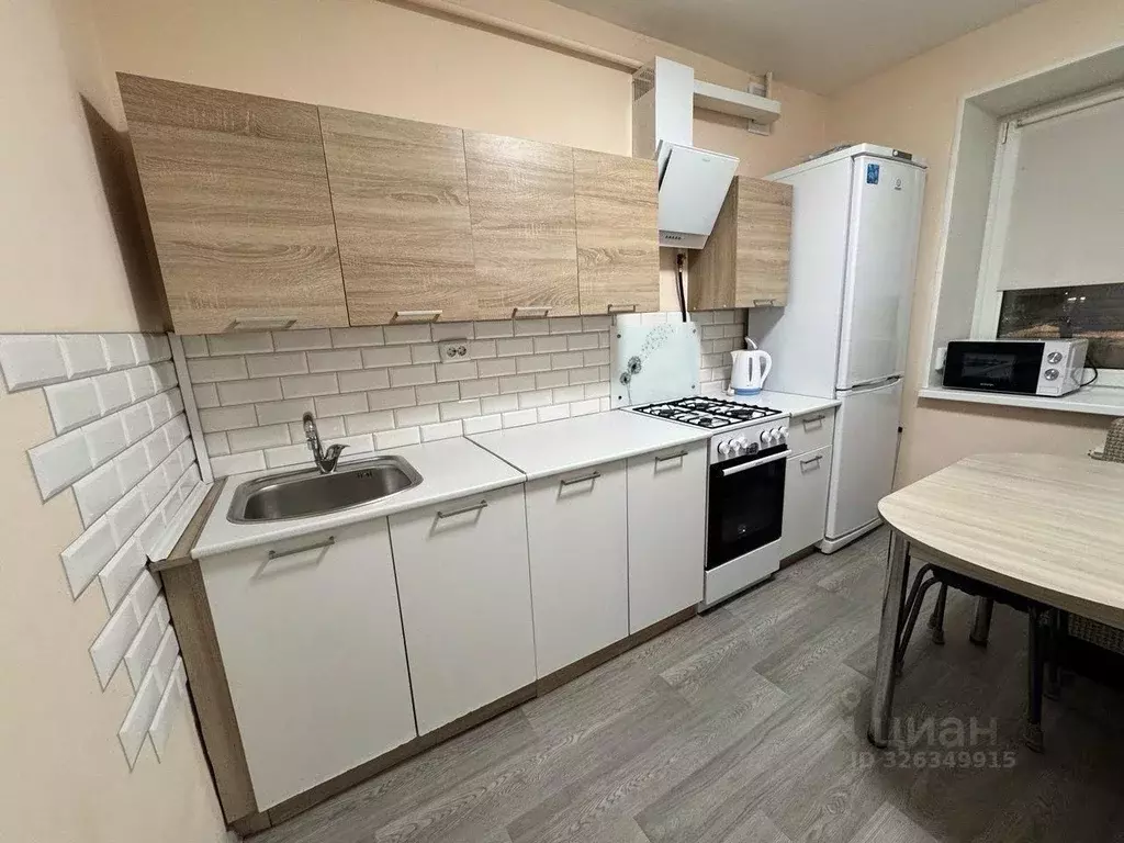 1-к кв. Санкт-Петербург, Санкт-Петербург, Петергоф Чебышевская ул., ... - Фото 1