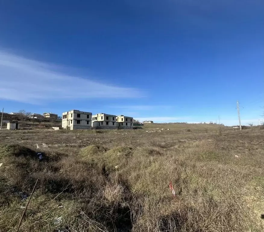 Участок в Севастополь с. Осипенко, ул. Ветеранов (4.0 сот.) - Фото 1