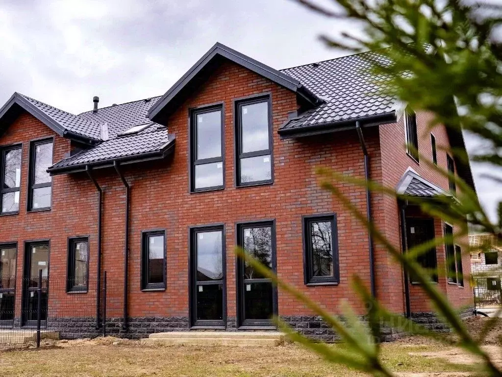 Таунхаус в Ленинградская область, Всеволожский район, Юкковское с/пос, ... - Фото 2