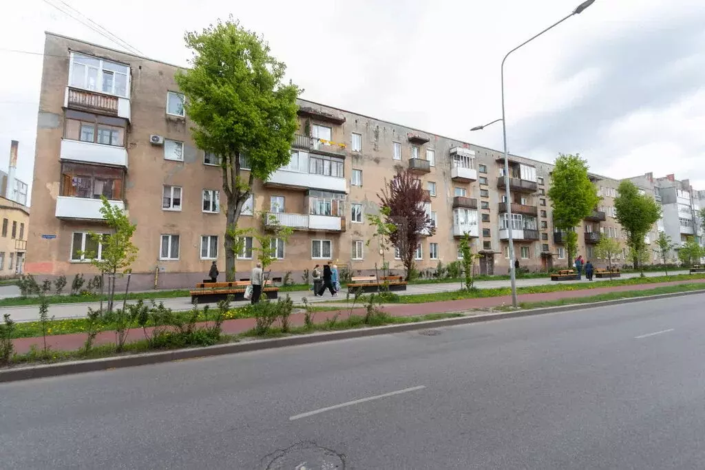 2-комнатная квартира: Калининград, улица Павлика Морозова, 13 (65.9 м) - Фото 2