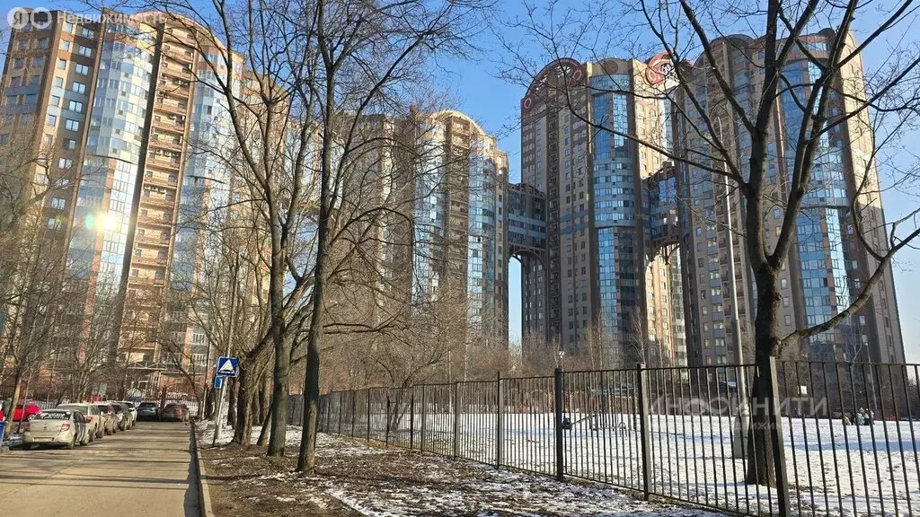 1-комнатная квартира: Москва, Можайское шоссе, 2В (135 м) - Фото 0