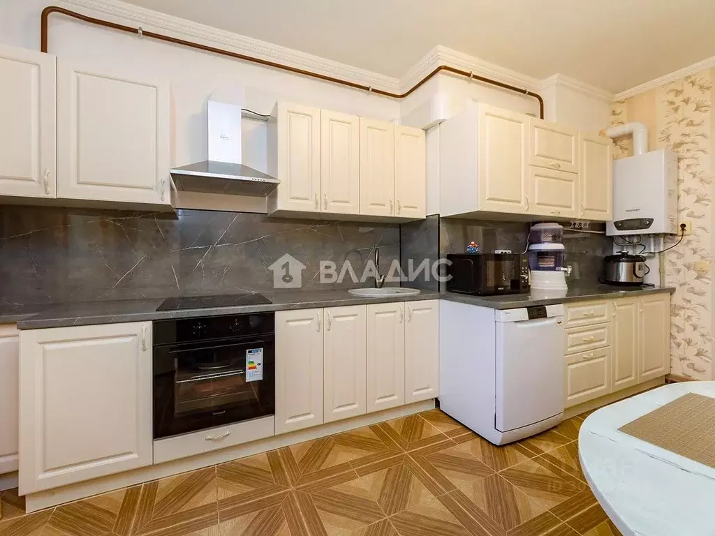 2-к кв. Калининградская область, Калининград ул. Гайдара, 122 (83.0 м) - Фото 1