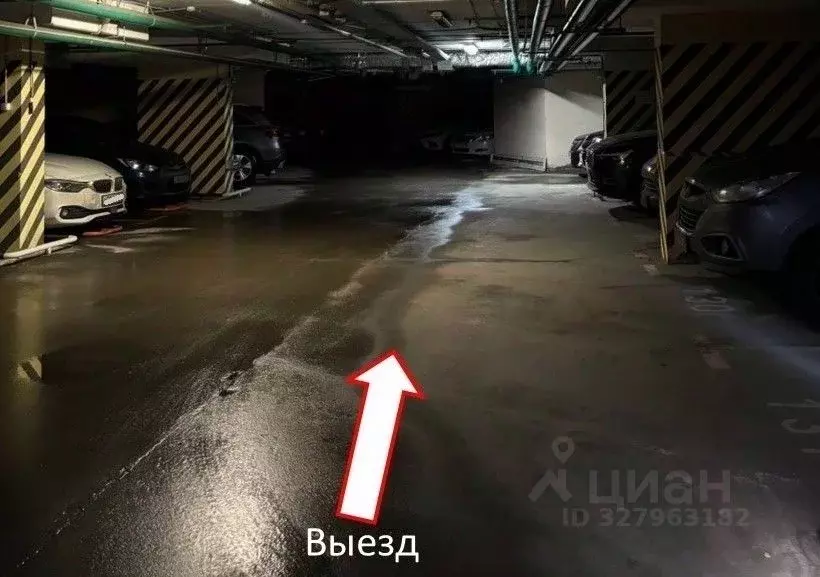 Гараж в Москва Селигерская ул., 26с2 (18 м) - Фото 1