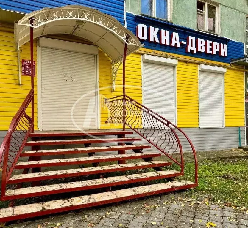 Торговая площадь в Пермский край, Лысьва ул. Чапаева, 18 (55 м) - Фото 1