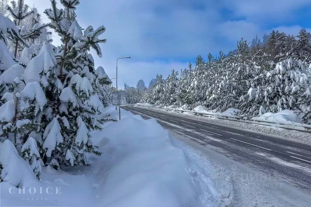 Участок в Московская область, Красногорск городской округ, д. ... - Фото 1