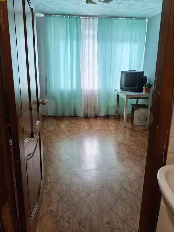 Комната 18,2 м в 5-к., 3/5 эт. - Фото 1
